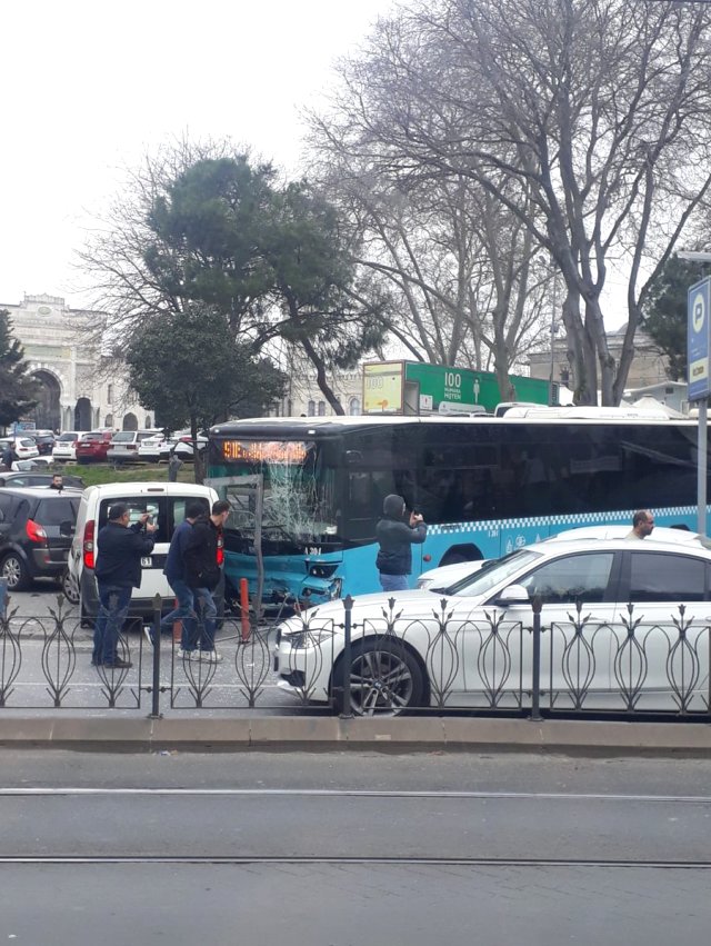 son dakika istanbul da halk otobusu yayalara 11859747 7212 m